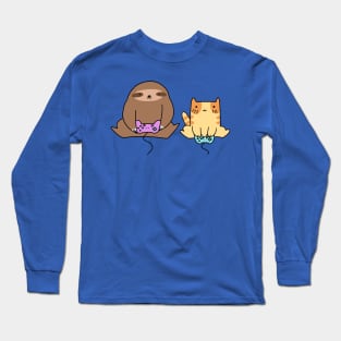 Sloth and Cat Playing Games Long Sleeve T-Shirt